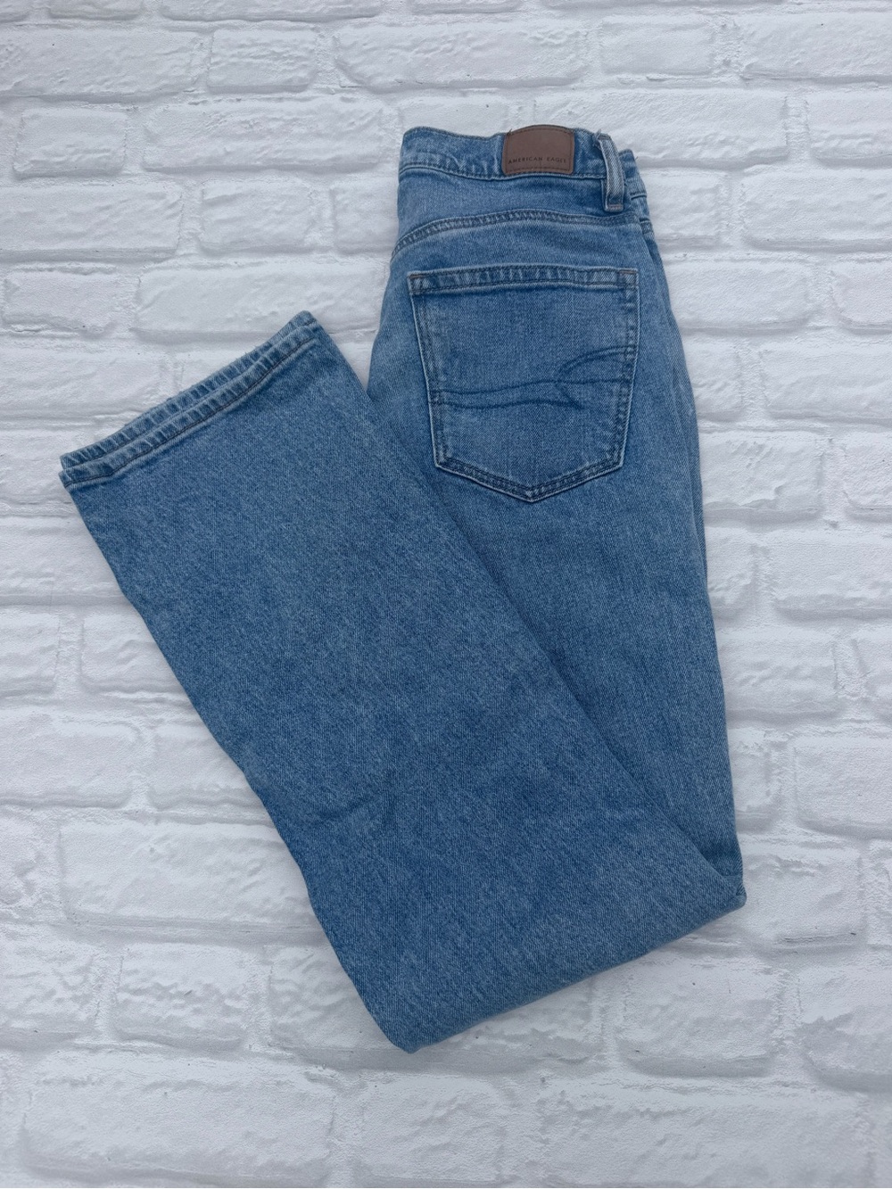 American Eagle Outfitters Light Straight Leg Super Stretch Size 6 Long Jeans